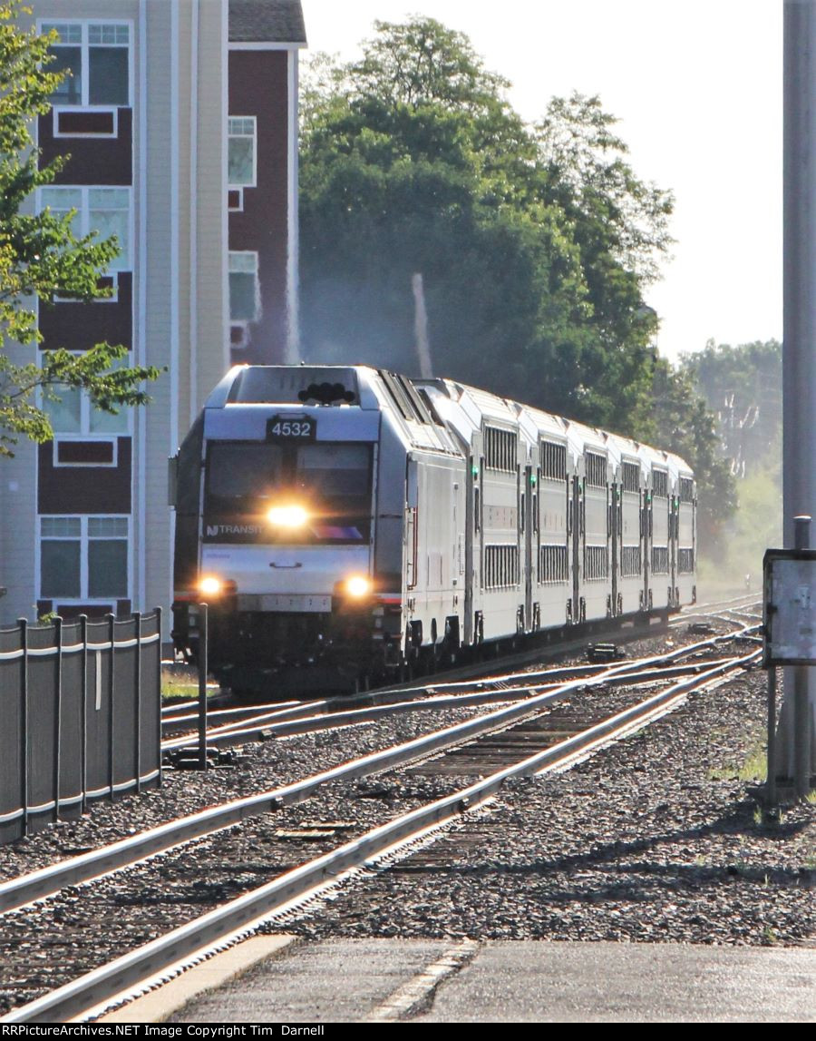 NJT 4532